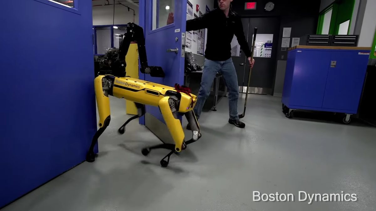Boston Dynamics robothund öppnar en dörr – del 2
