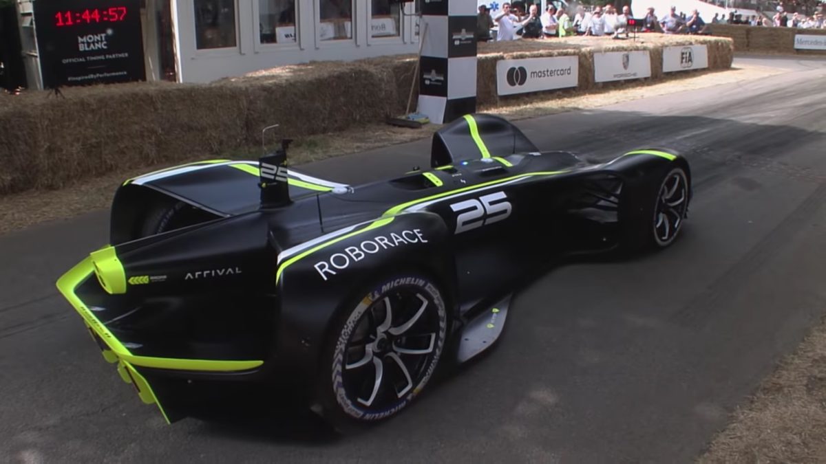 Robocar första autonoma racerbilen att klara Goodwood