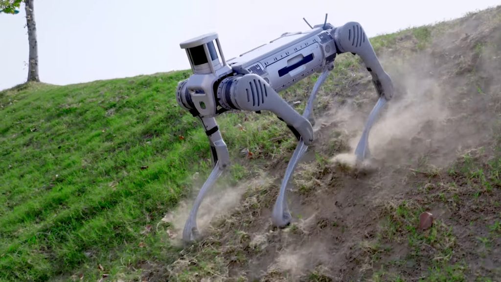شرکت چینی Unitree Robotics در ویدئویی جدید قابلیت‌های ربات چهار پای خود به نام Unitree B2 را به نمایش گذاشت